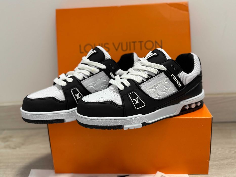 Adidasi Louis Vuitton Trainer Sneaker Black-White Produs Nou-Full Box