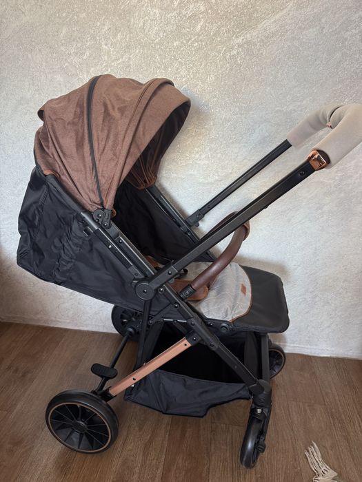 Продам коляску прогулочную фирмы Baby stroller
