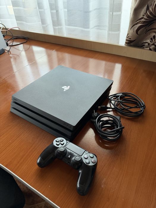 PS4 pro impecabil+controller