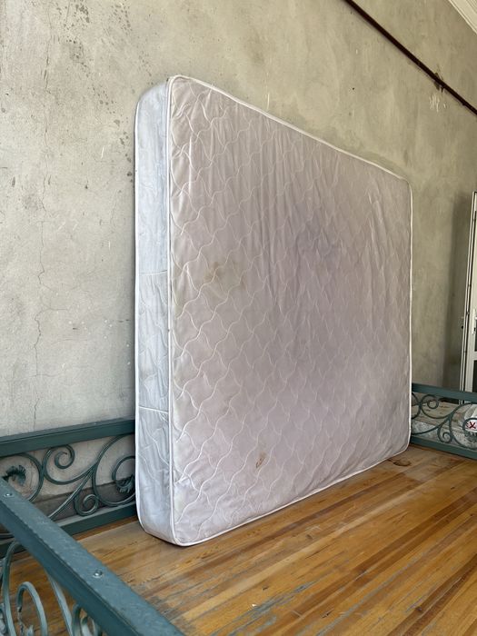 Matras sotiladi 2x1.80 razmer