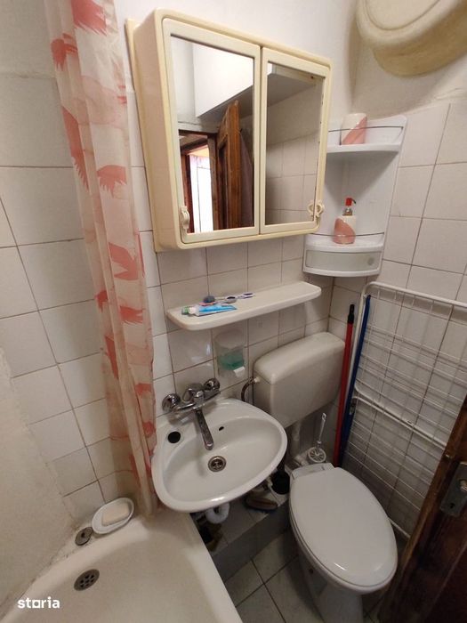 Garsoniera -Zona Complex Studentesc-Etaj 3-Ideala Pentru Investitie!