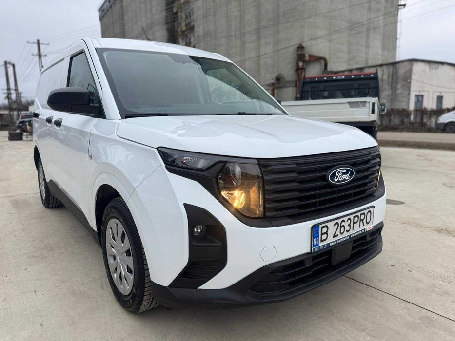 Ford Transit Courier 1.5 d ECO BLUE 2025 EURO6 avariat lovit avariate NOU 4000km