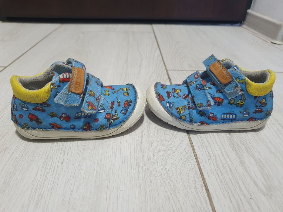 Incaltaminte bebe 22 DD Step