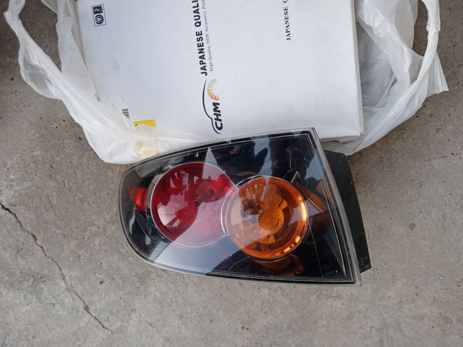 Mazda 3orqa fara  sotiladi vazdushni filtiriham bobor