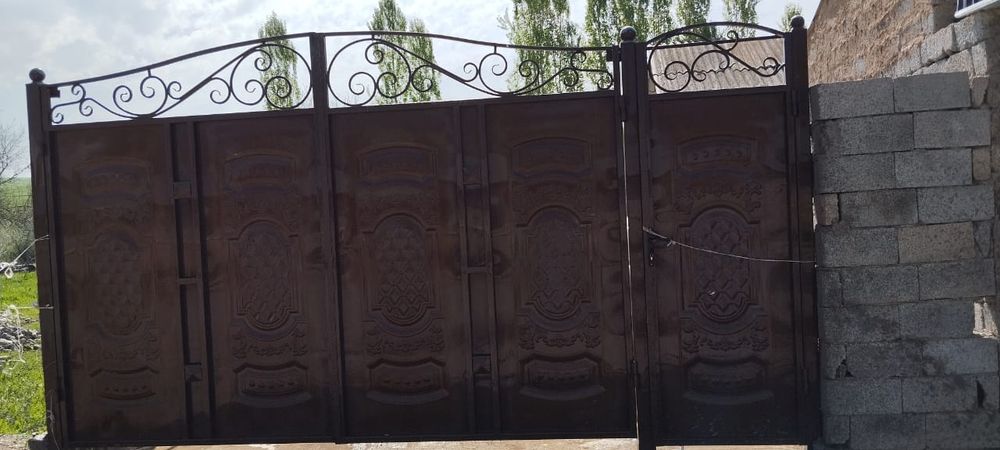 Распашные ворота