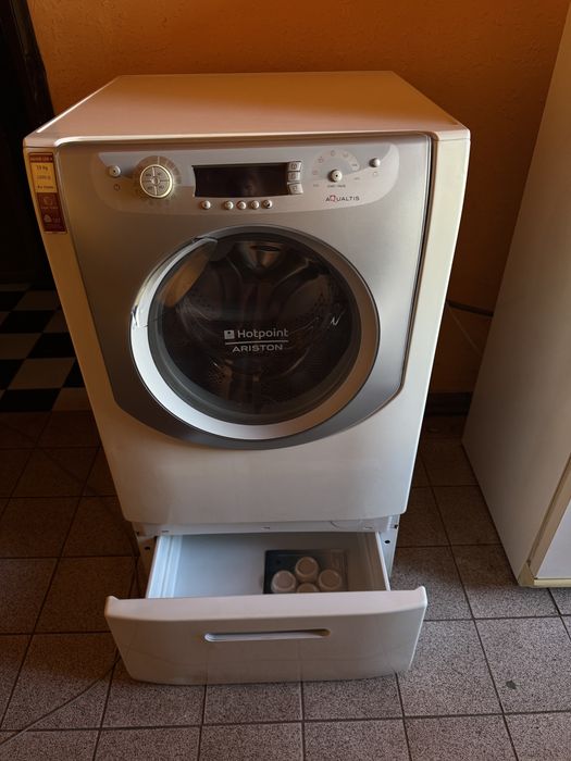 Пералня Hotpoint Ariston