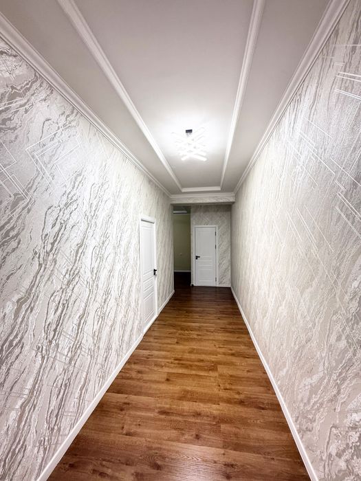 Своя!!! Яшнабад улица Иззат Новостройке продаю квартиру 2/5/8  52м2