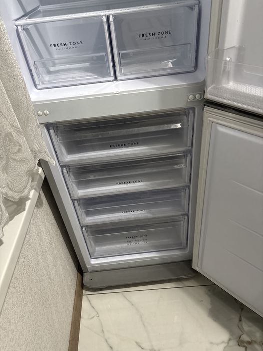 Холодильник бирюса М649