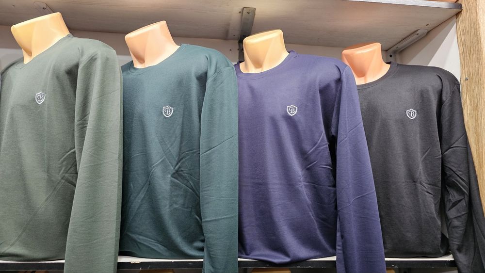 Одежда мужская новый все по 2000