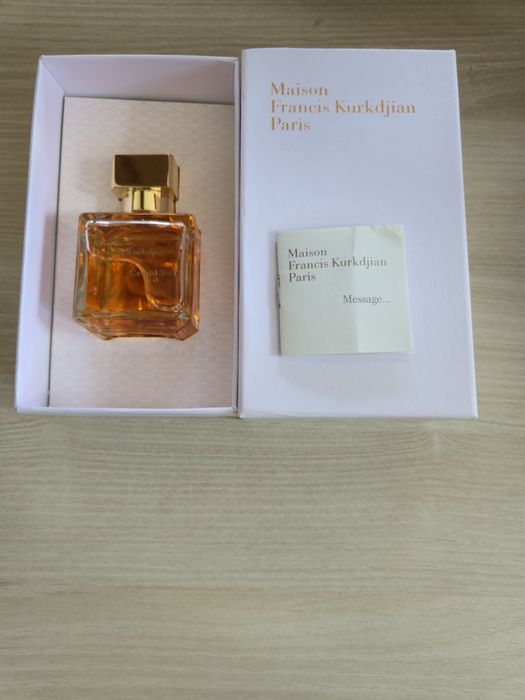 Продавам Maison Francis Kurkdjian Grand Soir Eau de Parfum.