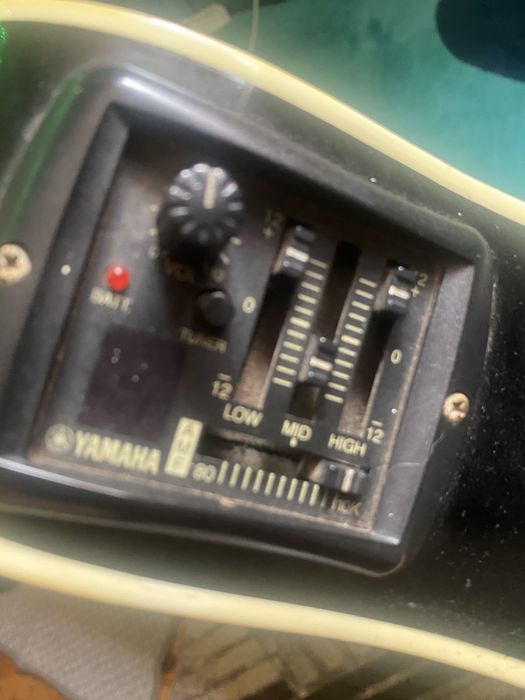 Chitara electro acustica Yamaha APX500