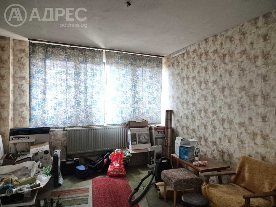 Тристаен апартамент, Широк Център, 87 кв.м., ет. 8, тухла