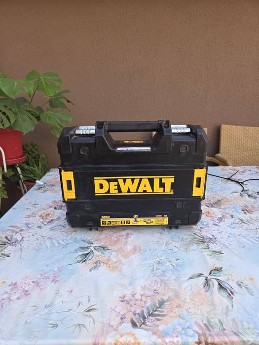 DeWalt DCF921 18v XR Cordless Brushless 1/2"