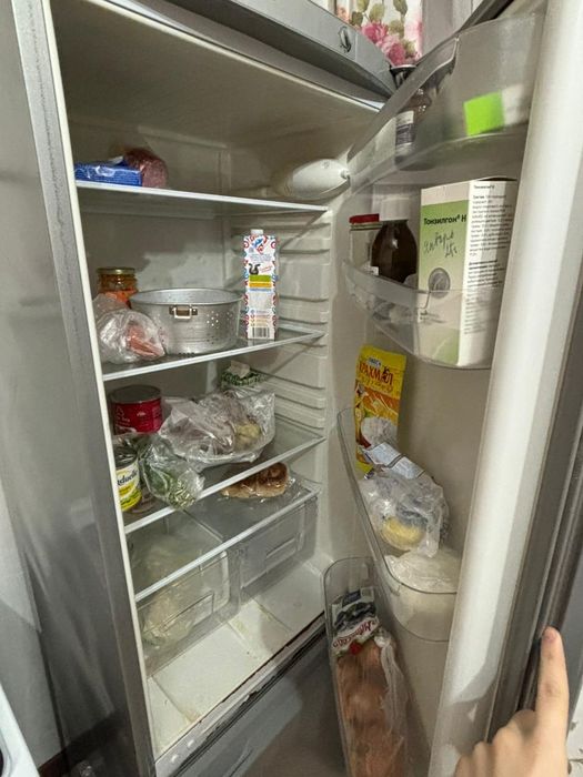 Холодильник с минусами, самовывн