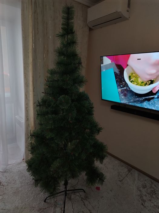 Продам искусствиную ёлку