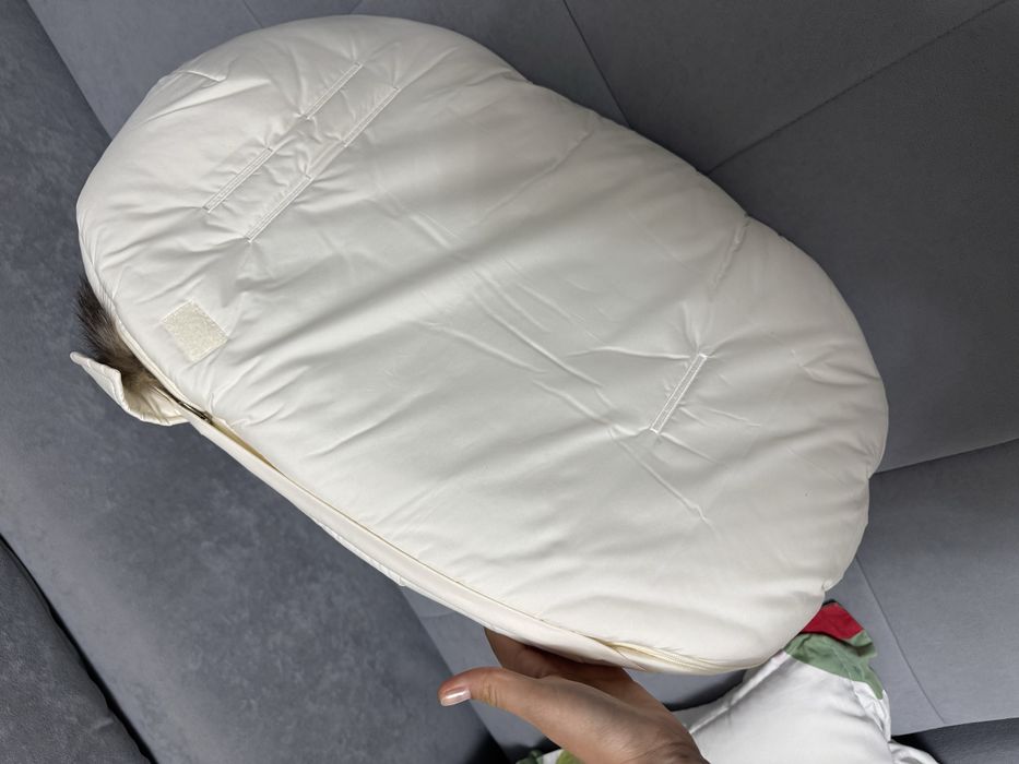 Продам конверт для выписки. Одевали один раз