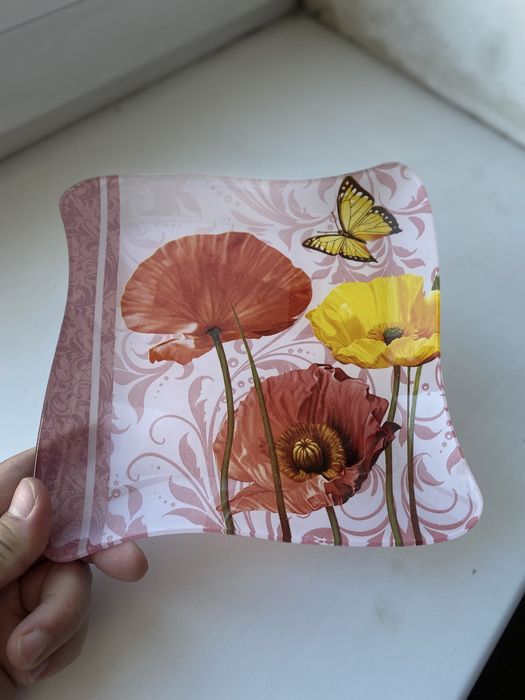 Продам тарелки