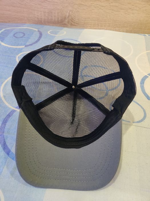 Мъжка Шапка с Козирка