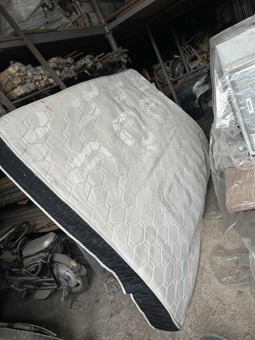 Матрас  размер 200/160