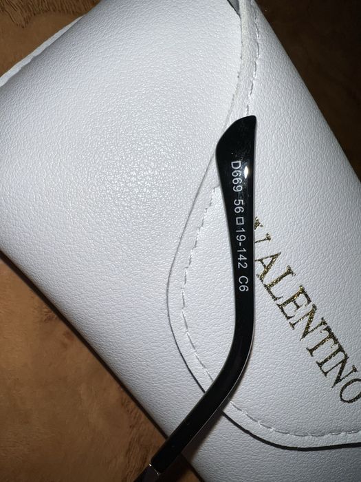 Очки жен valentino