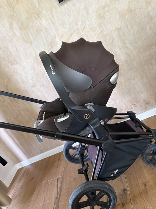 Бебешка количка Cybex priam +кош за новородено с база