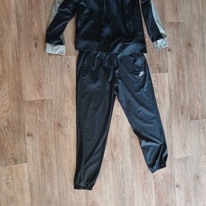Продам  Nike двойку за 7000тг