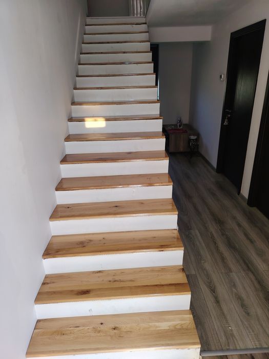 Parchetar cu experiență