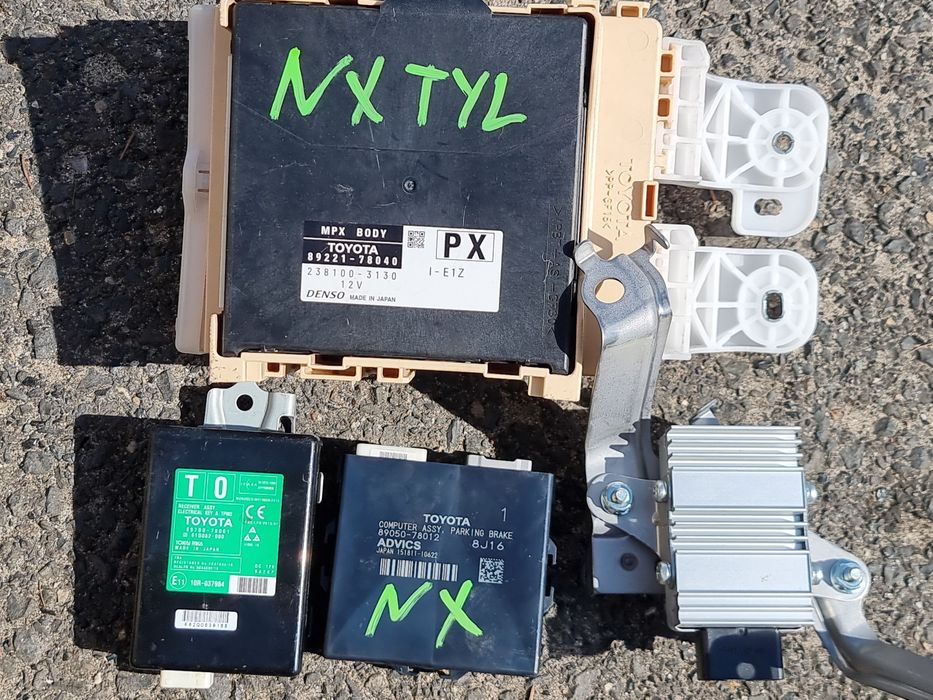 Module calculatoare lexus nx300 hybrid