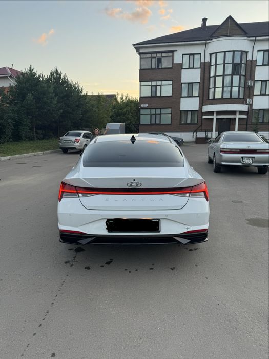 Hyundai elantra 2022