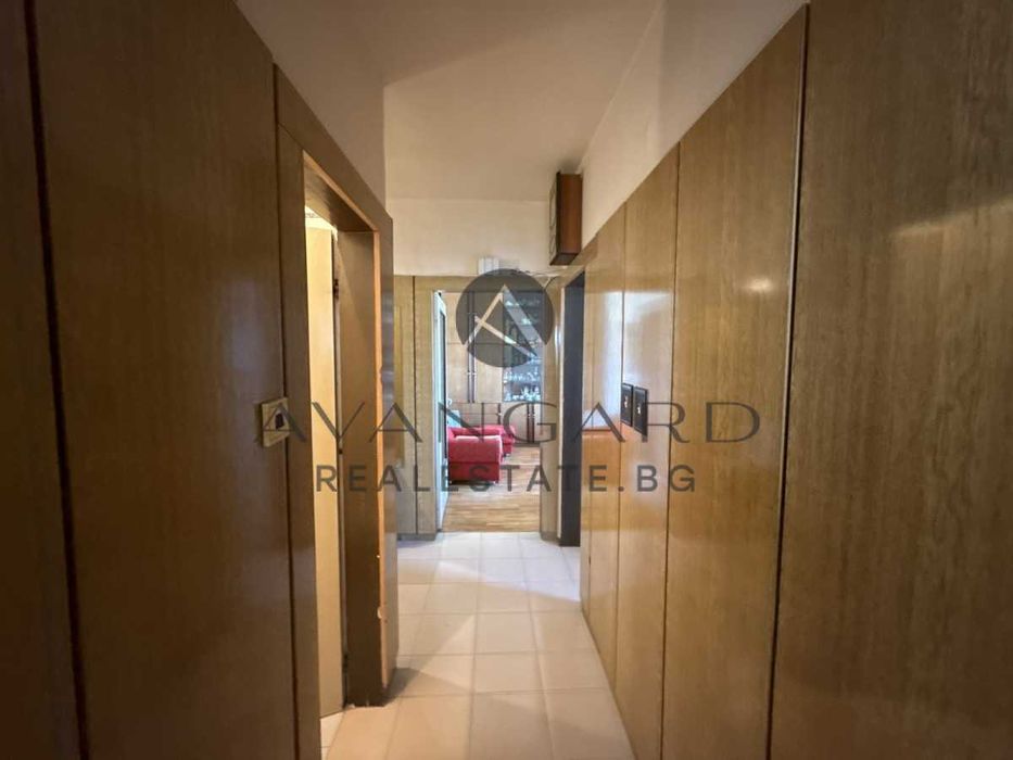 оф.24158 Тристаен обзаведен до Мол Пловдив