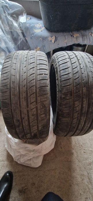 Шины 245/45/18 пара с минимальным пробегом