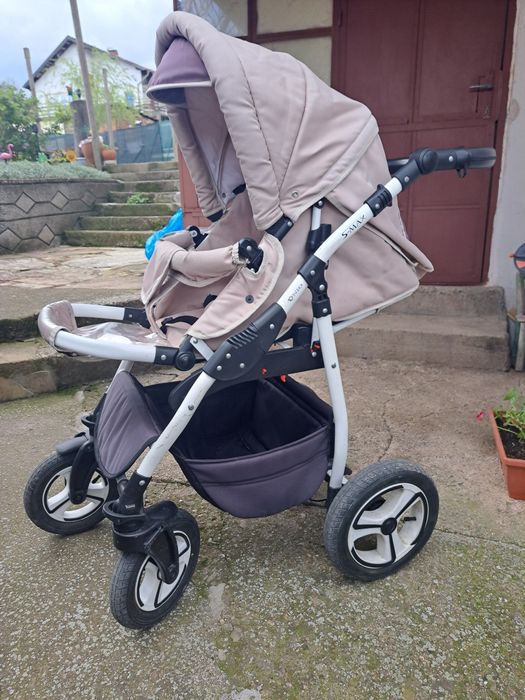 Бебешка количка 3 в 1