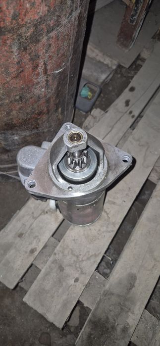 Продам новый стартер от приоры