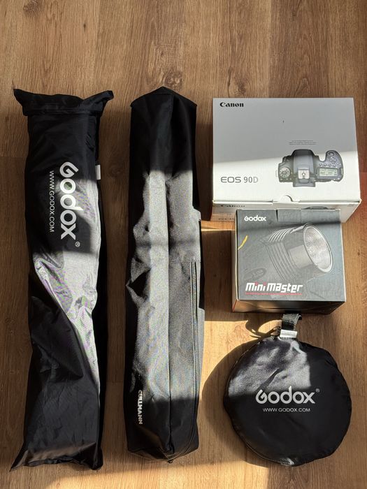 Canon 90 D accesorii Godox si trepied