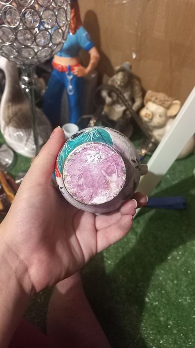 Малки съдчета ръчно рисувани