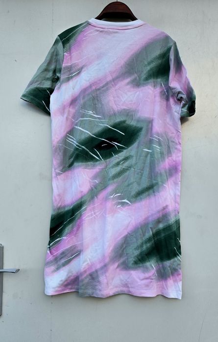 Adidas оригинална дамска рокля нова Л размер