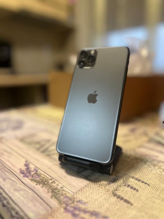 iPhone 11 Pro Max  Ideal pentru  Piese Recarosare