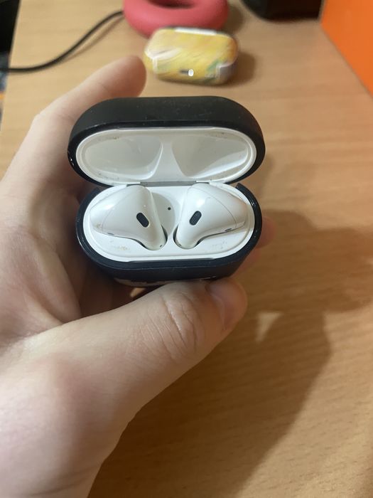Airpods 1 и Airpods 3 pro