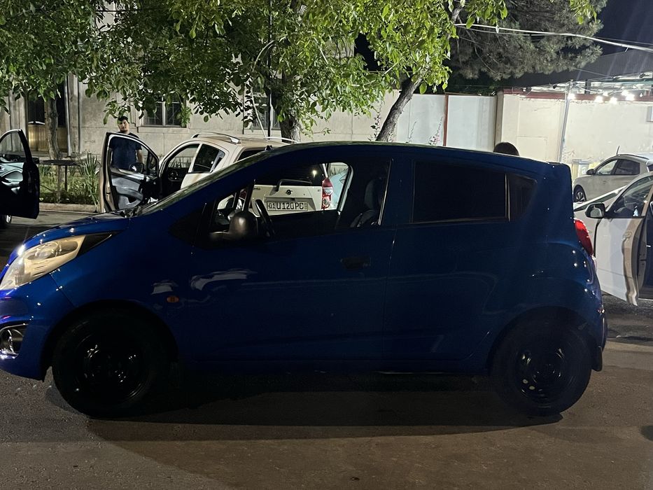 Chevrolet spark 2011
