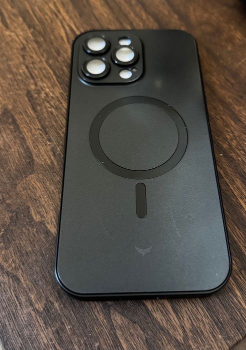 Премиум чехол для Iphone 16 pro max.