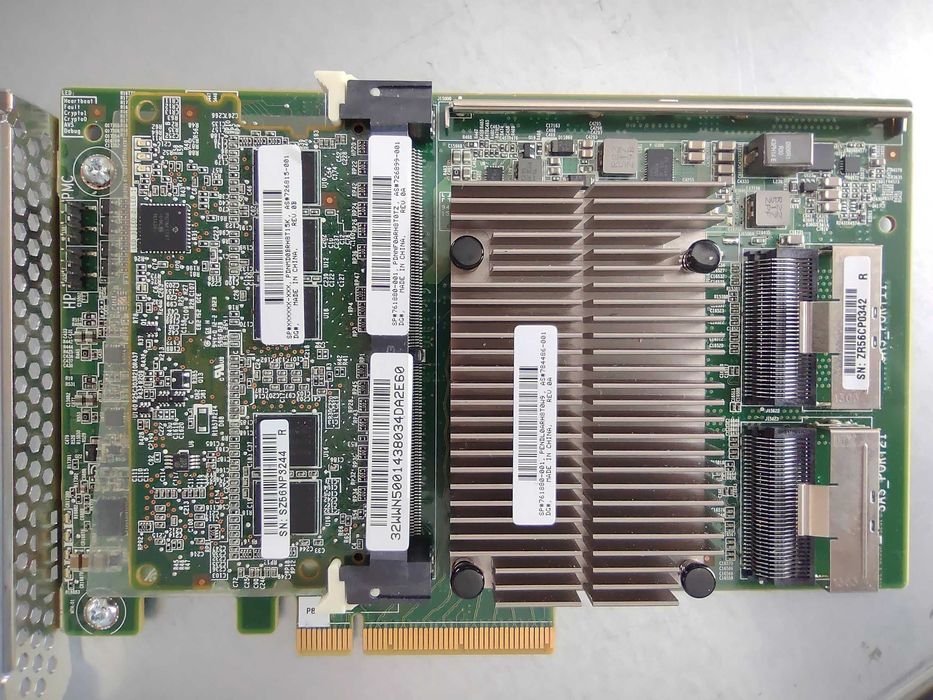 RAID контролер HPE P840 4GB Smart Array 12Gbs 16i канала