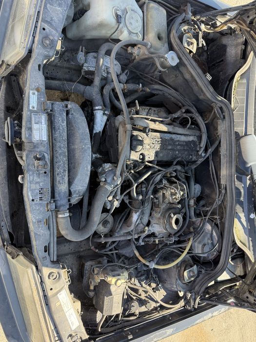 Мерцедес Бенз w201 / Mercedes Benz 190Е 1.8 109кс на части