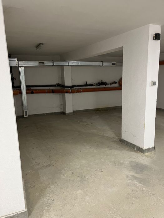Дава се под наем Гараж / Паркомясто в Сливен, Клуцохор - 18 кв.м за 19.89 € - Снимка #1