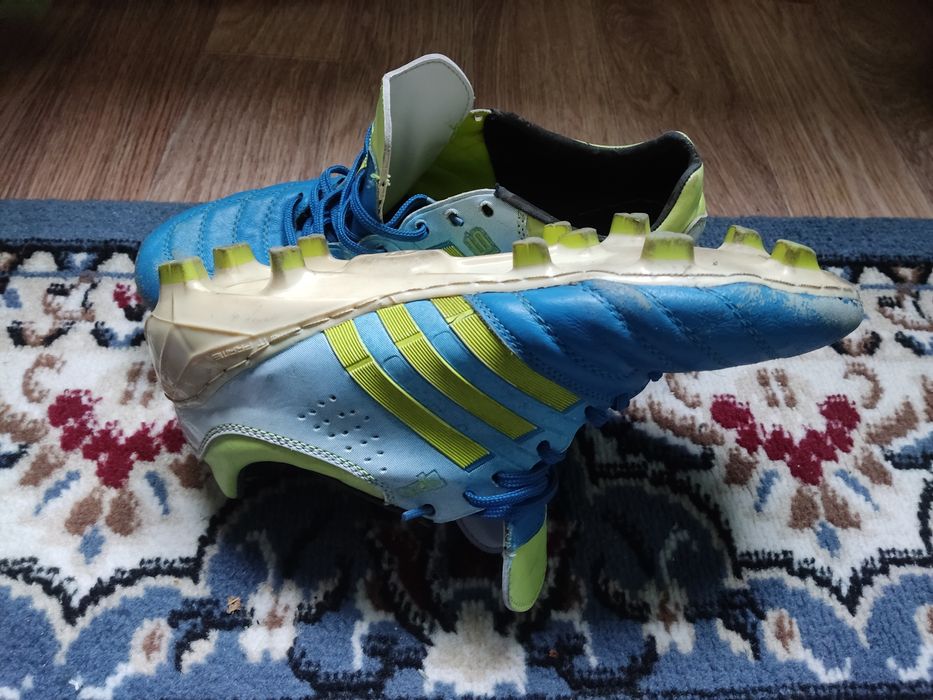 Продаю бутсы Adidas 11pro