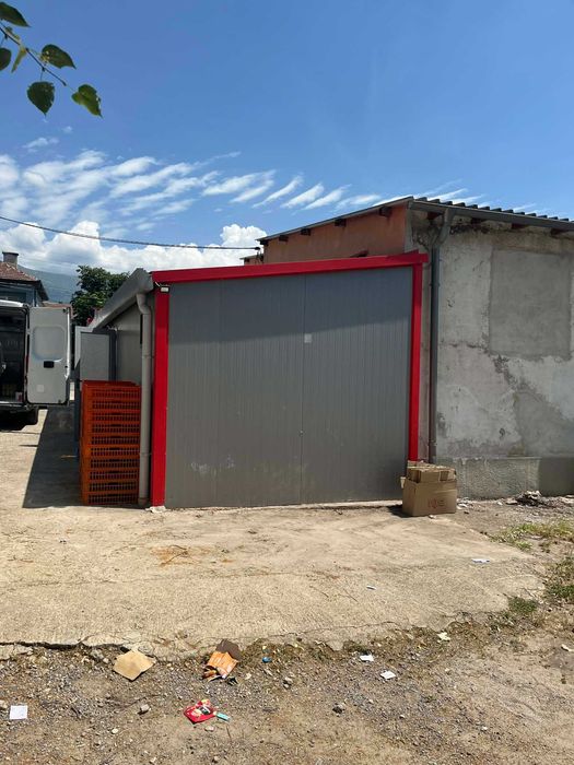 Продава се Магазин в Пирдоп - 605 кв.м за 274 €/кв.м - Снимка #11