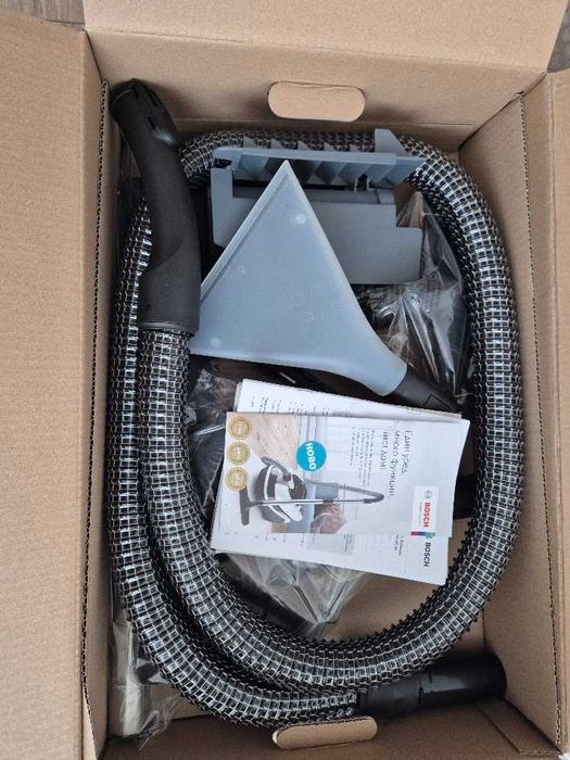 Прахосмукачкa BOSCH BWD420HYG Сухо и мокро почистване