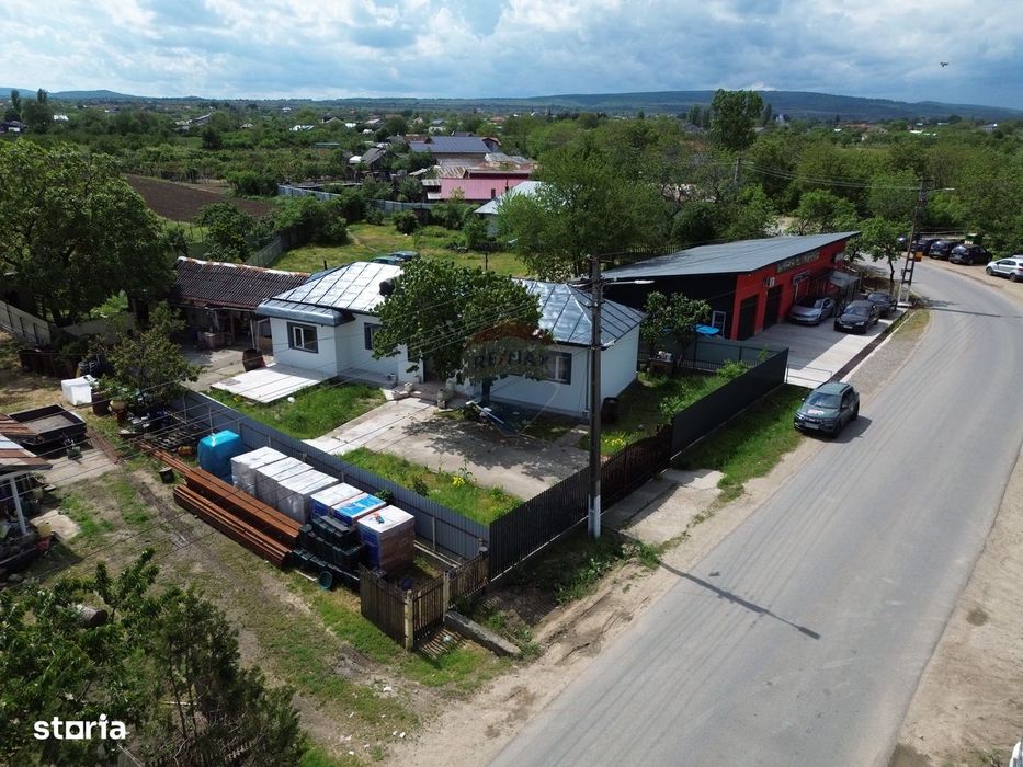 Casă renovata cu teren 5000 mp Popesti