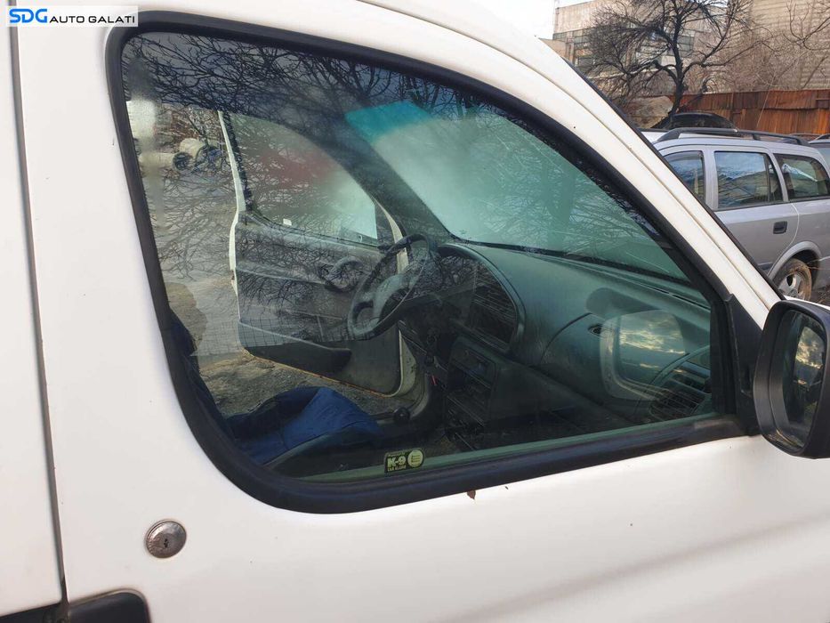 Geam Sticla Culisant de pe Usa Portiera Dreapta Fata Peugeot Partner 1996 - 2002 [Q2428]