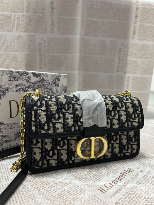 Geanta Dior Montaigne