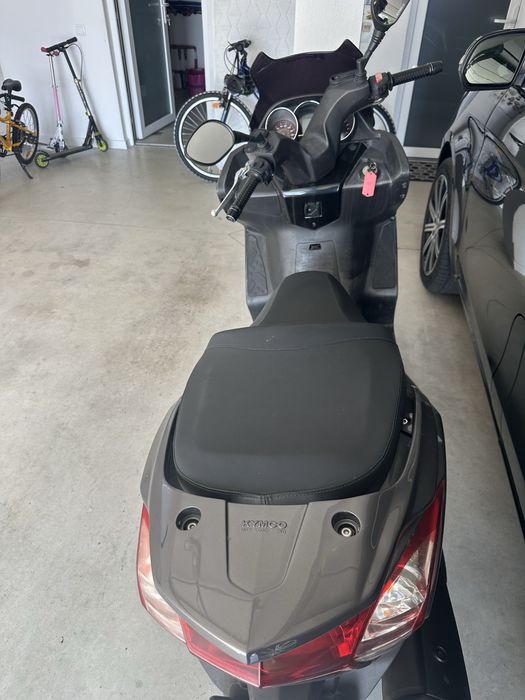 Vand scuter Kimco 250